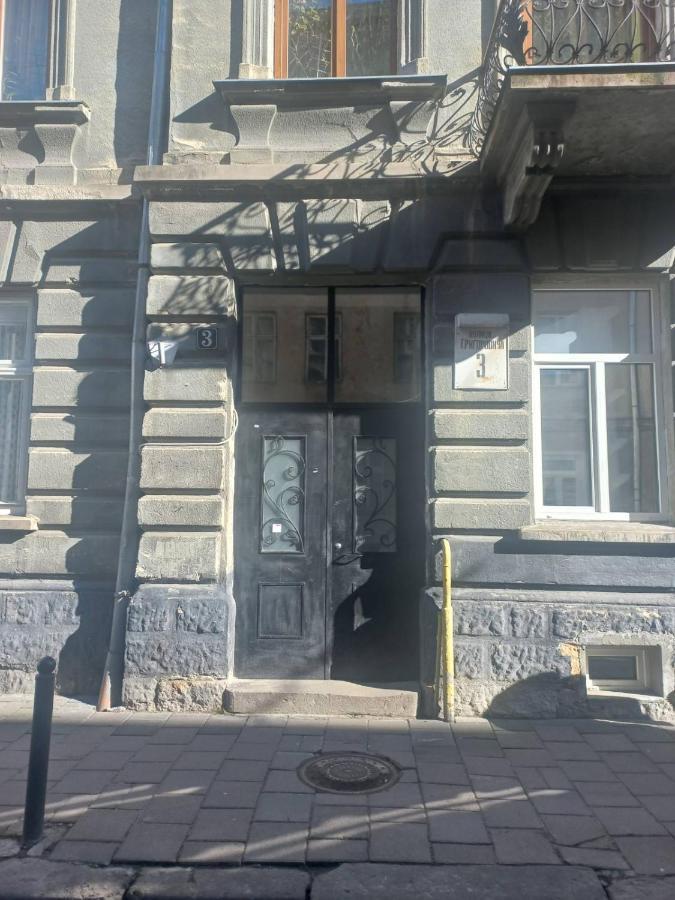 Чорно -Білий Люкс В Центрі Apartment Lviv Luaran gambar